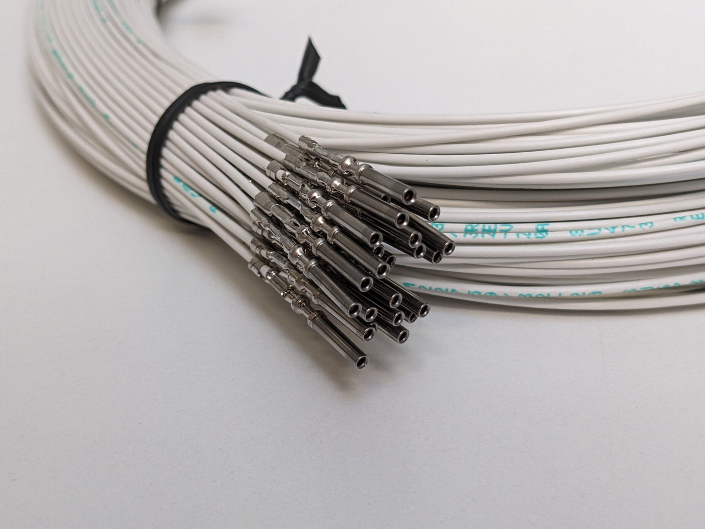 2.5m M22759/32-20-9 Wire crimped with Superseal 1.0 - 20 AWG-EP Wiring-EP Wiring